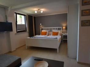 Beautiful Apartment in Robertsdorf With Garden