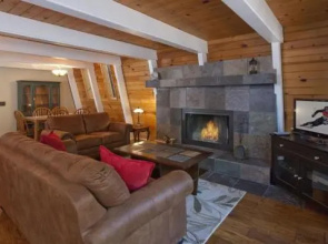 Kaley Vacation Rental Cabin