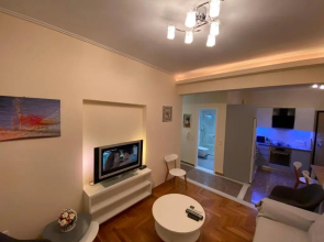 Kalamata.House - Sunny and modern apartment with view!