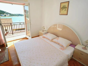 Apartments Ivan Spadina