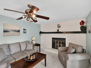 Chelsea Way Getaway Bright 4br Family Retreat 4 Bedroom Home