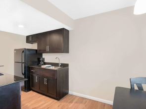 Hawthorn Suites by Wyndham Manchester Hartford