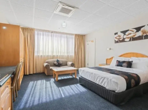 Adelaide International