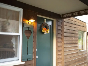 The Chimney Rock Inn & Cottages