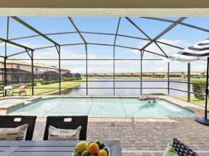 Sleeps 20! Resort Home Near Disney, Pool+game Room Twice-as-nice by Avantstay