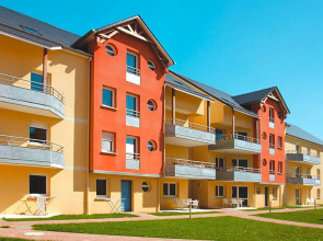 Coastal Escape for 6 in Normandy