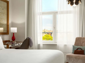 Tivoli Doelen Amsterdam Hotel
