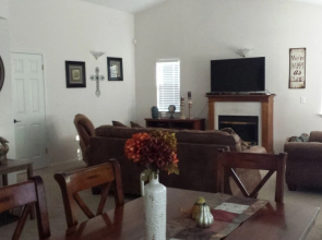 1211 Norswing 3 Bedroom Home by Redawning