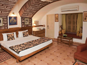 WelcomHeritage Bal Samand Lake Palace