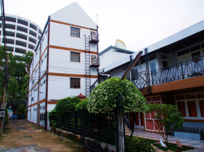 White Lodge Hotel Bangkok