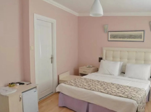 Huxley Hotel Old City