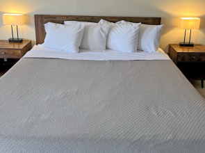 Red Carpet Inn - Houma LA