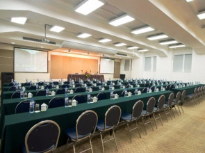 Aiqun Hotel Guangzhou - Free shuttle between hotel and Exhibition Center during Canton Fair