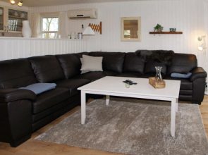 Quaint Holiday Home in Hemmet for Terrace