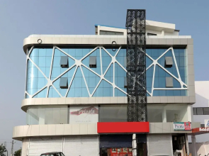 OYO 10176 Hotel Bluebell