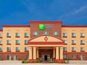 Holiday Inn Express & Suites Winona by IHG