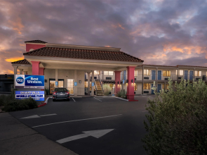 Best Western Desert Villa Inn