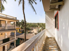 OYO 9743 Frank Guest House