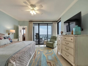 Navarre Towers 504