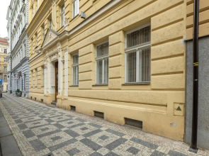 Lesser Town Apartment Melnicka by easyBNB