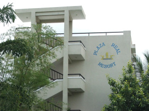 Plaza Real Resort