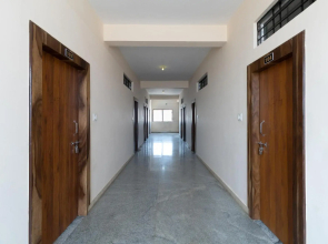 Supriya Lodge by OYO Rooms