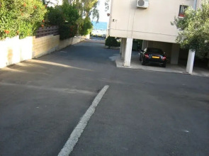 Green Valley Modern Studio