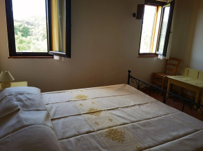 la corte degli ulivi