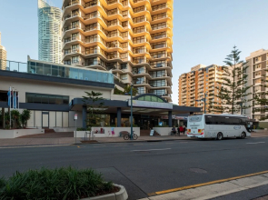 Heart of Surfers Paradise - Ocean Views
