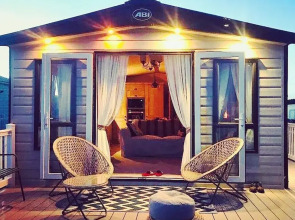 Seaview,sleeps 4to6,pet Friendly, Parking
