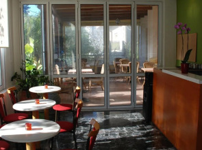 City Plus Rhodes Hotel