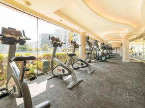 Harbour Plaza Metropolis