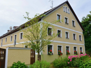 Magnific Holiday Home in Perlesreut Near Forest