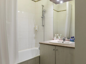 Aparthotel Adagio Access Paris Porte de Charenton