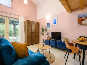 Modern Apartment Near the Beach