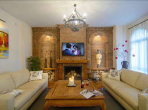 Twelve guest 6bedrooms Villa Montecarlo