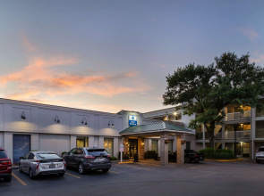 Best Western Savannah Historic District