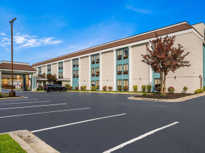 Quality Inn Jacksonville near Camp Lejeune