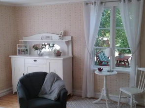 Karlstugan Cottage