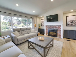 Modern Del Rey Oaks Retreat: 2 Mi to Monterey Bay!
