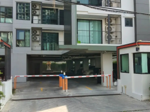 Apartment at Punnawithi BTS