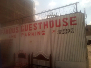 Famouse Guest House