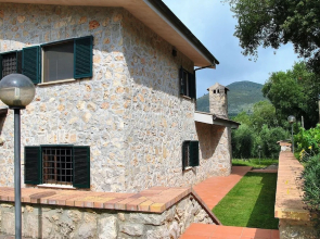 Holiday House for 8 Persons With Pool