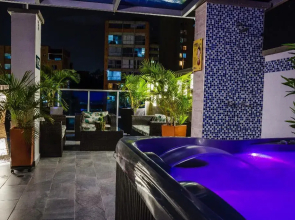 Hotel Laureles Plaza