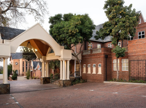 Premier Hotel Quatermain