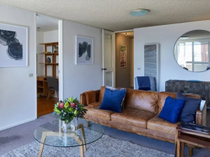2 Bdrm South Yarra Apt With Balcony and Parking