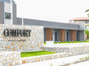 Comfort Suites and Rooms