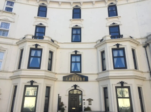 The Carlton Holiday Apartments