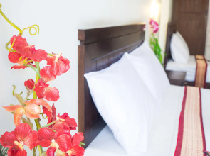 Patong Moon Inn Guesthouse