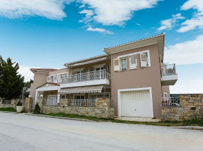 Lavish Villa in Volos close to the beach and Pilion with Netflix